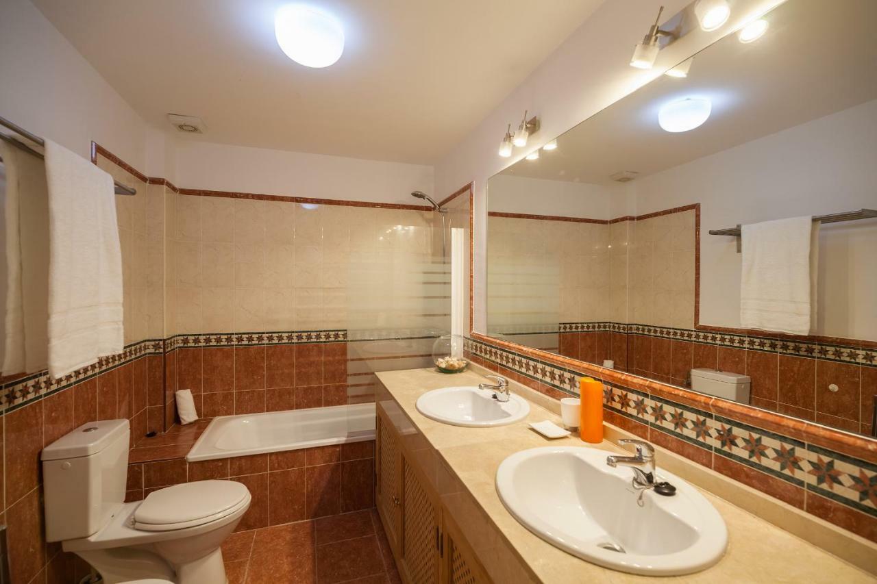 El Mirador De Bermuda Beach Apartment เอสเตโปนา ภายนอก รูปภาพ